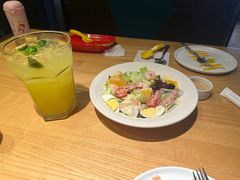 -菲滋意式餐厅(海宁银泰城店)
