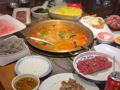 -小天鹅火锅·一线江景洪鼎旗舰店(洪崖洞店)