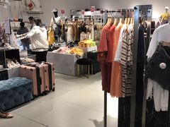 -纪念日百货(万达广场店)