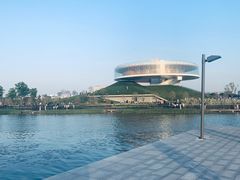 -郑东新区龙湖公共艺术中心