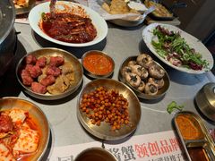 -草家酱蟹炭火烤肉店(珲春南路一店)