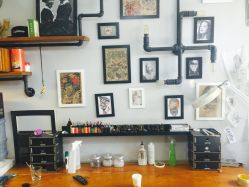 -Black Tattoo Studio