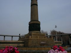 -人民防洪胜利纪念塔