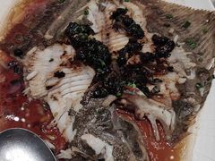 -泓历皇朝酒店(东亭店)