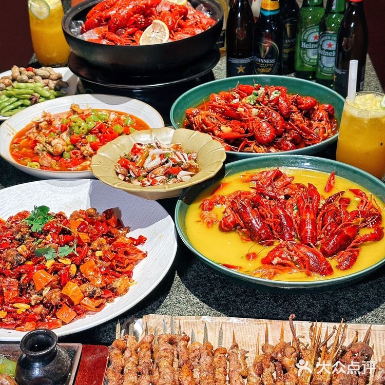 喝酒嗦虾看球赛⚽这才是人生啊