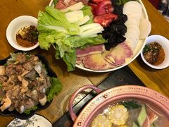 -民食香·腊排骨野生菌美食(木府店)