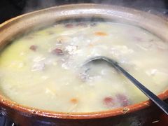 果园鸡-威邵鸡煲(西华路总店)