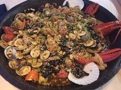 -玖食龙虾主题餐厅