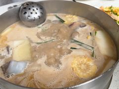 -肥仔文澳门猪骨煲(南京西路店)