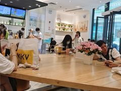 -CoCo都可(东城国贸店)