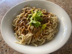 -老四家黄东明牛肉丸