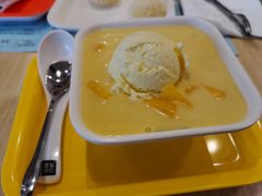 雪山杨枝甘露-满记甜品(巴黎春天宝山店)