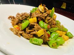 杭椒爆炒牛肉-新白鹿餐厅(百联中环店)