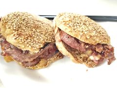 牛肉火烧-老磁器口豆汁店(天坛店)