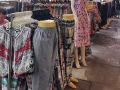 -瓦洛洛传统市场