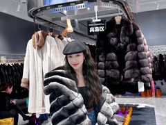 -肃宁华斯国际裘皮城