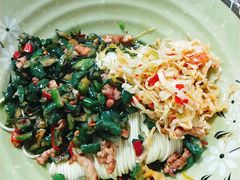 黄瓜皮炒肉-刘氏三和面馆