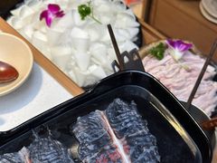 -老牌坊云南鱼豆花火锅(哈西万达店)