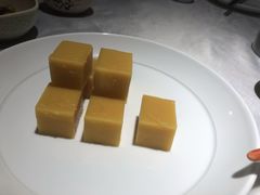 豌豆黄四喜发财-京味斋·北京烤鸭(北京南站洋桥店)