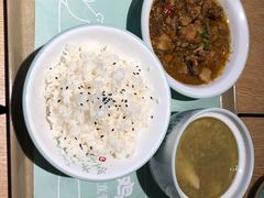 肥西老母鸡汤-老乡鸡(上海世纪大都会店)