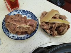 -牛知府云南菌汤鲜牛肉火锅(肖家湾店)