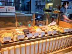 面包甜点陈列柜-木子木水日式烫面包(世界城光谷店)