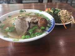-牛壹品牛肉拉面(东风路店)