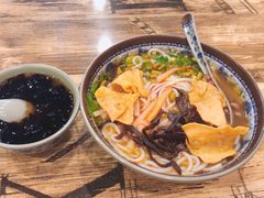 -柳石居柳州螺蛳粉(万达店)