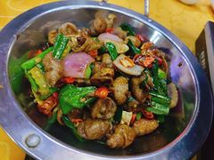 干锅肥肠-忠记湛江烧蚝店