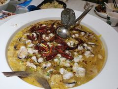 酸菜鸭嘴鱼-漓江又一軒·广西菜·桂林米粉(梅林店)