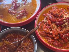 -川流不息·地道川菜·小龙虾(松东路店)