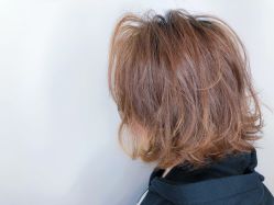 -PE SALON