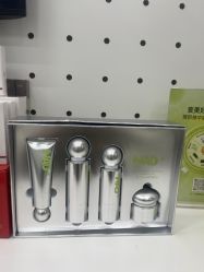 -凡碧诗毛孔清洁收细