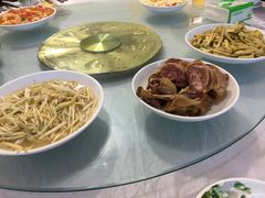 -天乐农家鱼头王(天目湖店)