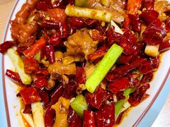 嚣张鸡爪-街角等你.大连海鲜烧烤.经典铁板海鲜串(西安路店)