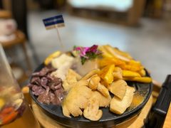 -一朵菌·野生菌探索家火锅(南亚店)