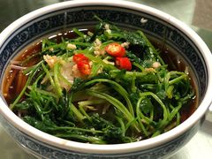 香菜捞银芽-曾家厨房·新徽菜(九华山路店)