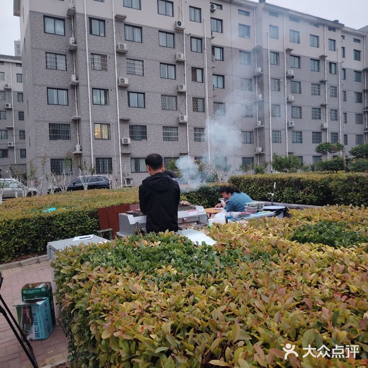 荥阳隐秘角落里的 宝藏小烧烤[调皮]
