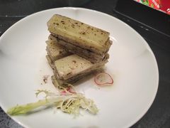 -铜锣湾·有麝自然香(渝北财富中心店)