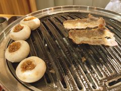 -汉城烤肉·黑金冠(华山路店)