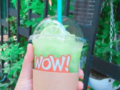 -WOW coffee