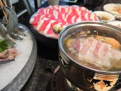 -海鲨湾海鲜会馆(百家湖1912店)