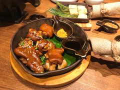 -云海肴·汽锅鸡·云南菜(天山百盛优客店)