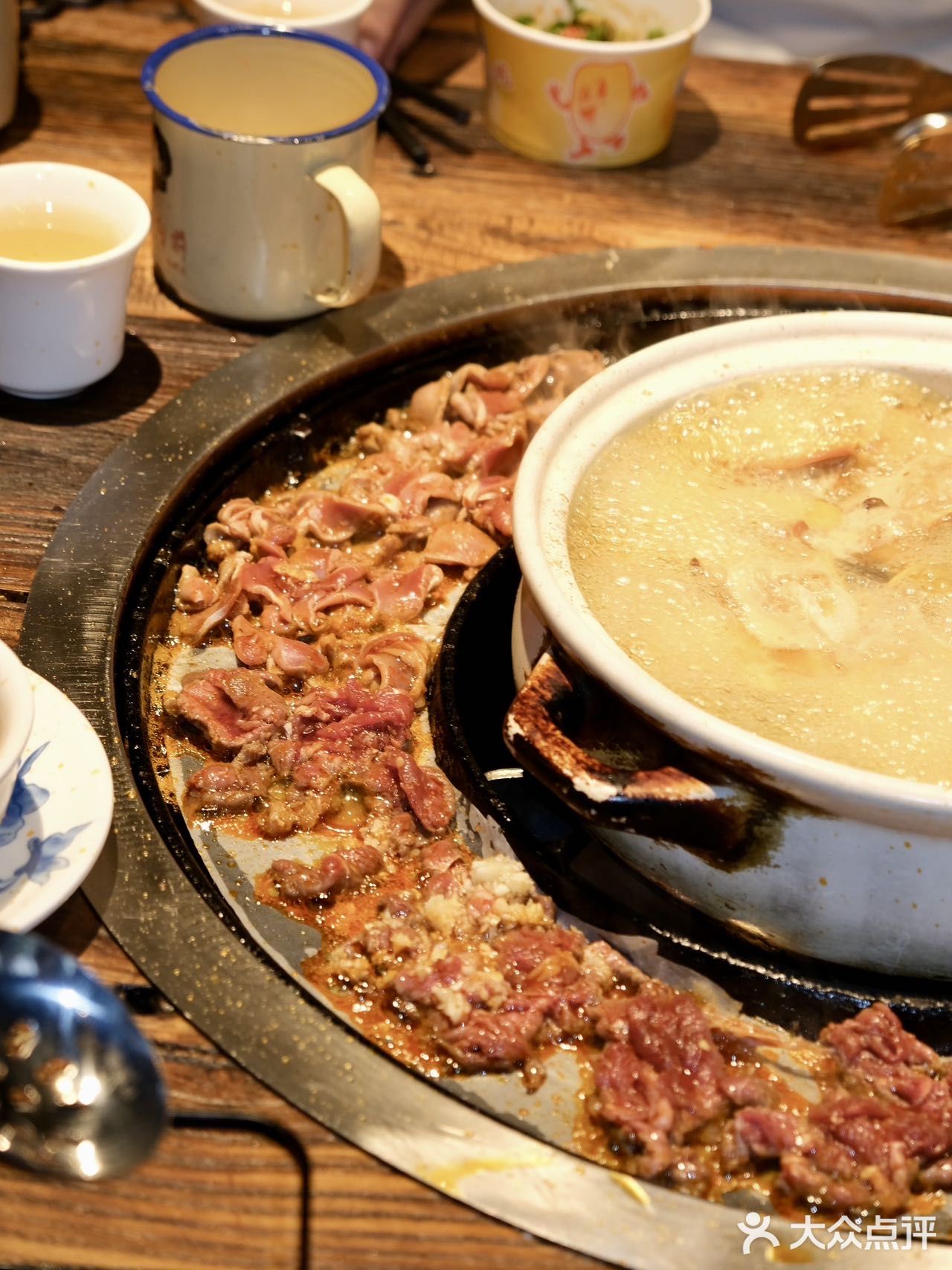 在大理吃到了心心念念的菌子火锅🥺🥺