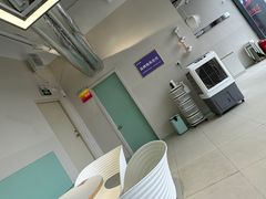 -怪兽屋·羊驼·猫咖·狗咖(俊华广场店)