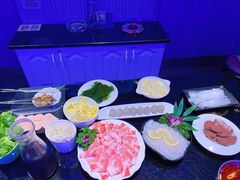 -唯爱KTV聚会餐厅(仙林东城汇店)