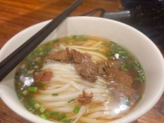 -矮子粉店1985·长沙米粉(湘春路店)