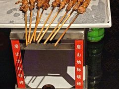 -路边边.炒菜烧烤.音乐餐厅(良乡长虹店)