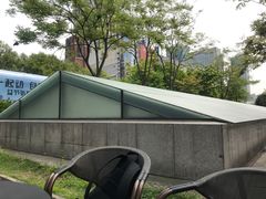 -星巴克(西藏路店)