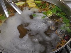 -乡土黄·鲜牛肉火锅·小龙虾(兴业街店)